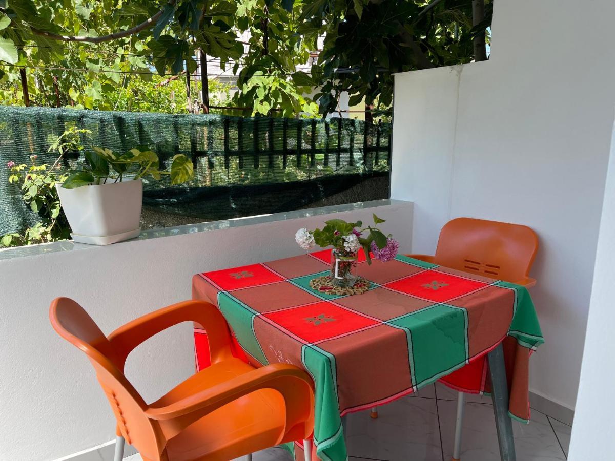 Kristeo Apartment Vlore Exterior photo