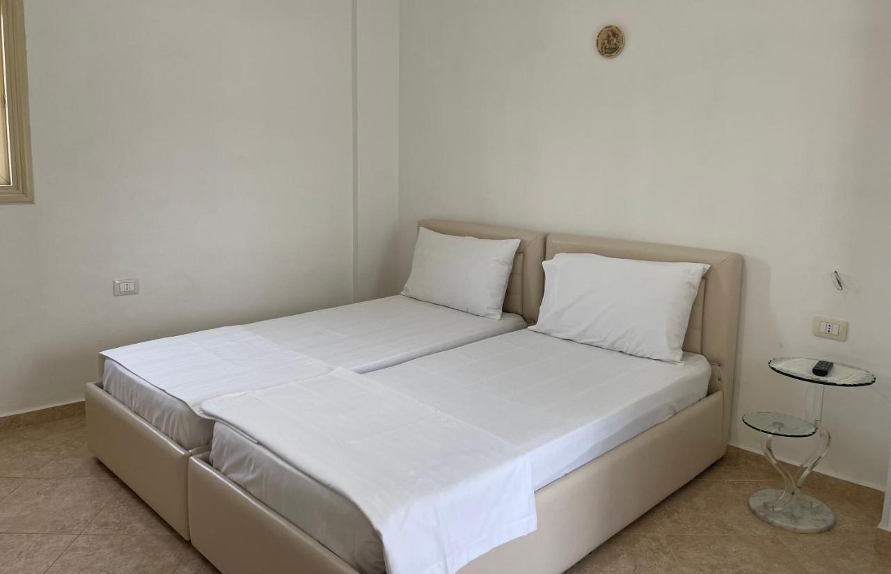 Kristeo Apartment Vlore Exterior photo