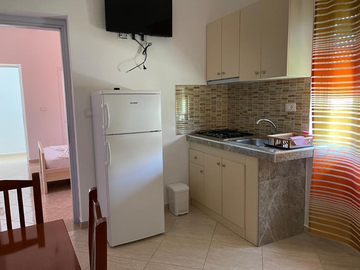 Kristeo Apartment Vlore Exterior photo