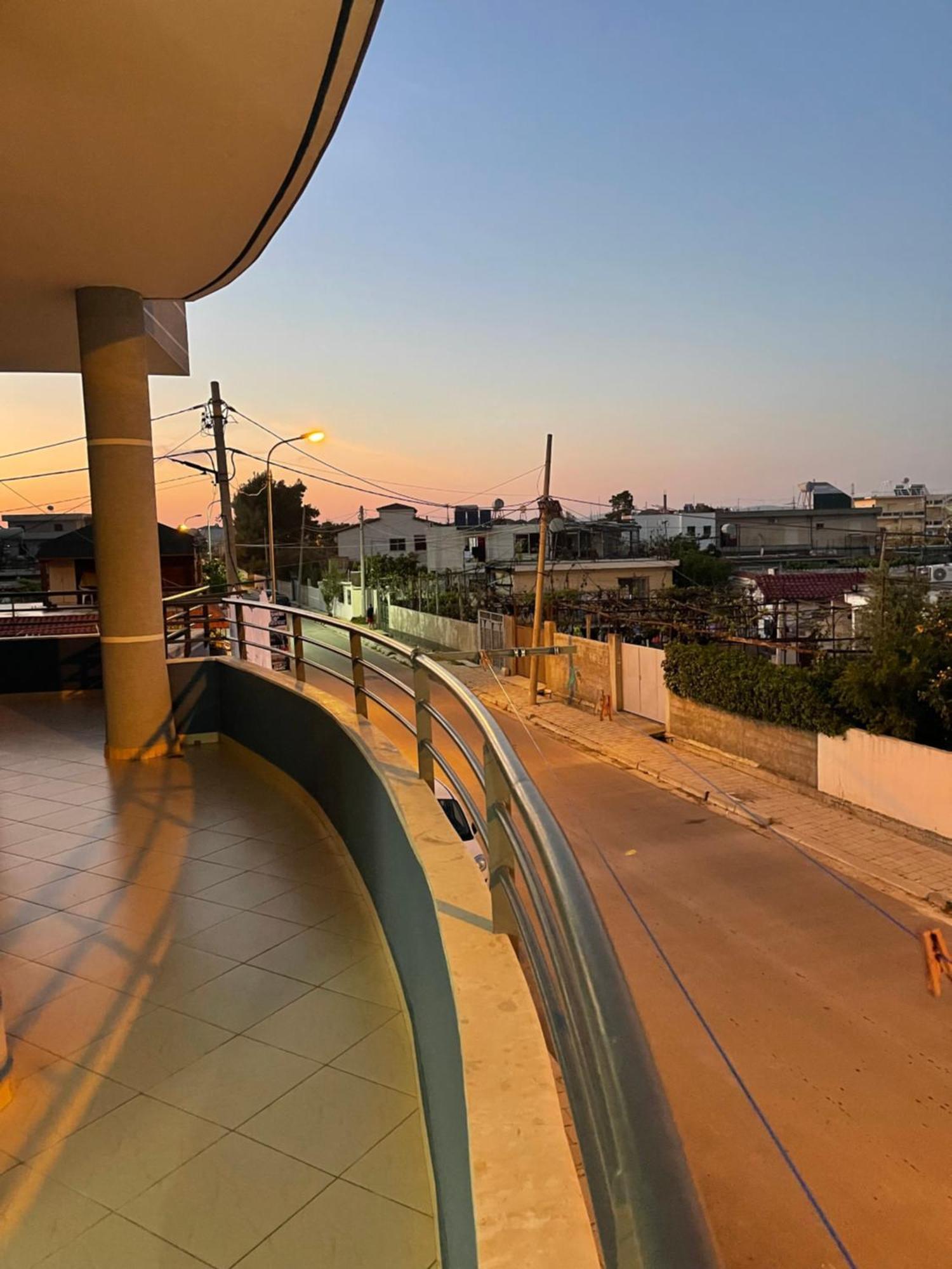 Kristeo Apartment Vlore Exterior photo